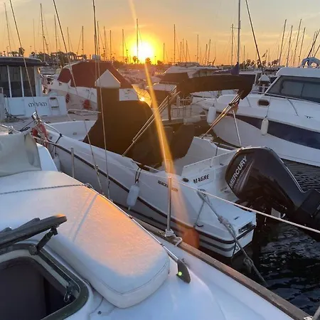 Velero Menorquin Con Encanto Tekne